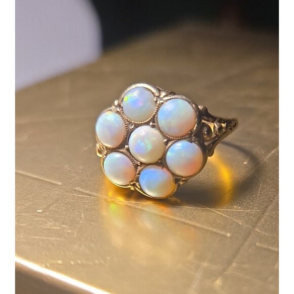 10kt Gold Opal Flower Ring - Picture 4 of 7